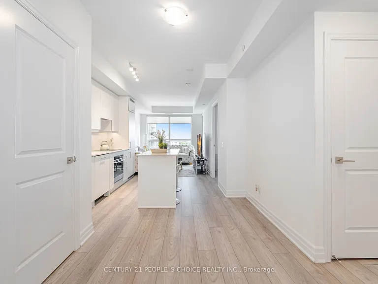 36 Elm Dr W #606 — Photo 8