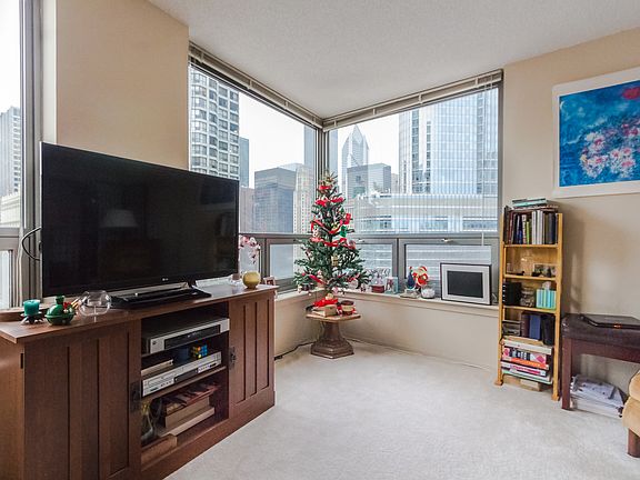 2nd image of 440 N Wabash Ave APT 2111