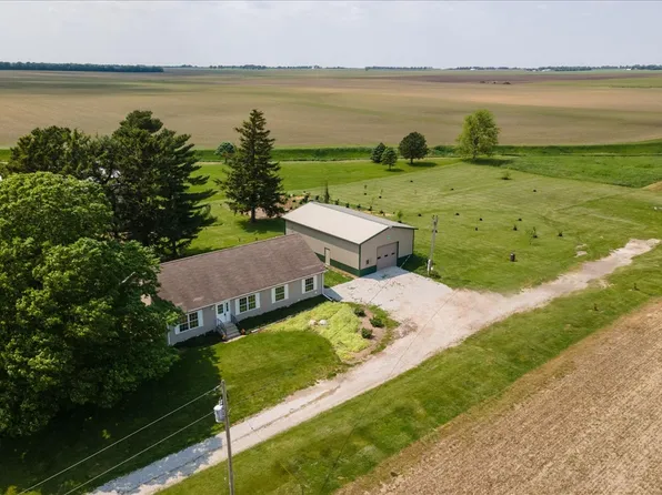 1152 E 1300 North Rd, Monticello, IL 61856