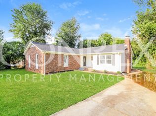 126 Saturn Ln, Greer, SC 29651