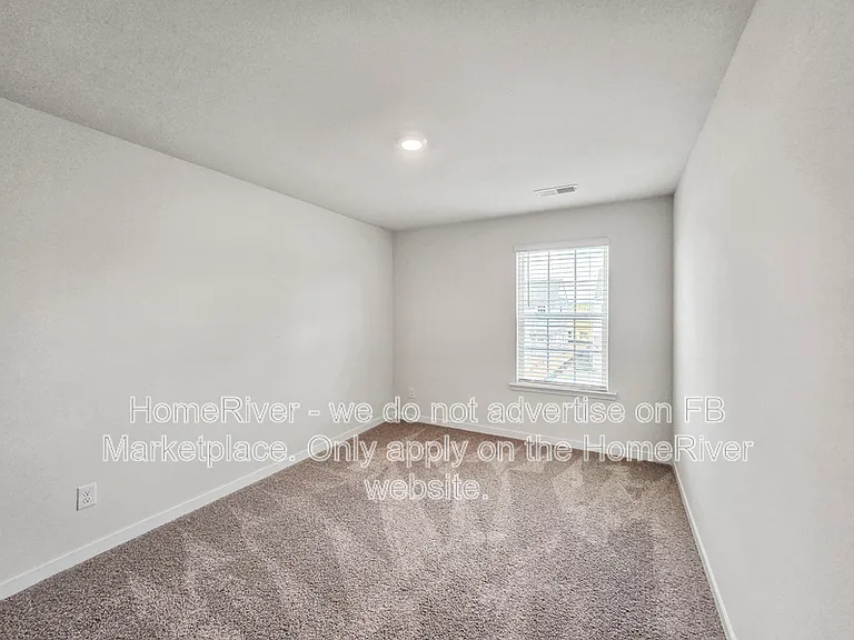 667 13th Avenue Dr NE — Photo 14