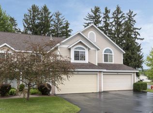 1953 Waterford Pl SW, Rochester, MN 55902