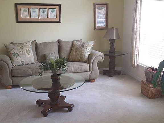 2nd image of 132 Paloma Dr