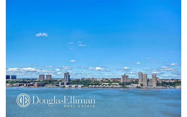 McDonald water tower stock imageImage of manhattan, zero - 614821