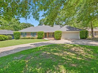 3823 Higgins Rd, Mobile, AL 36619
