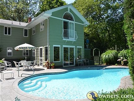 2nd image of 142 Summit Dr