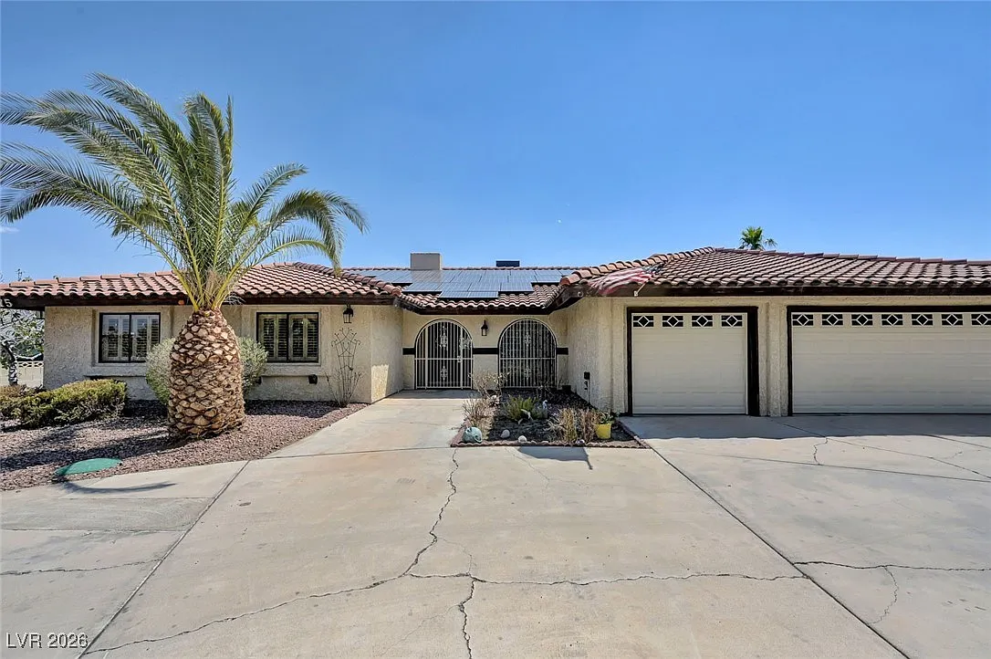 5 bed, 4.0 bath, 2955 sqft, $4,150 — Photo 1