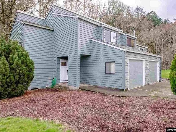 3944 NW Walnut Pl, Corvallis, OR 97330