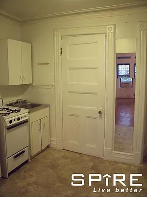 Rented by Spire Group | media 10