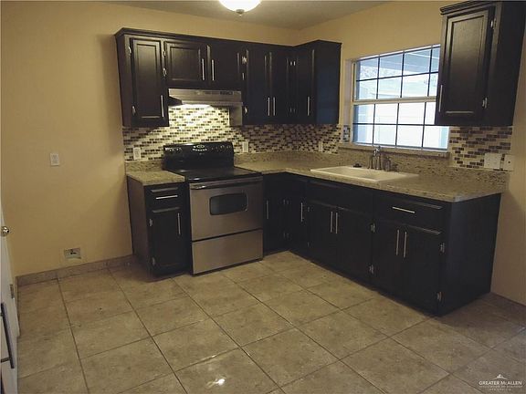 4th image of 2805 Tesoro Dr