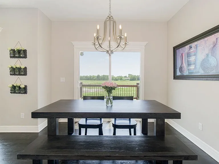 1505 Shane Ln — Photo 10