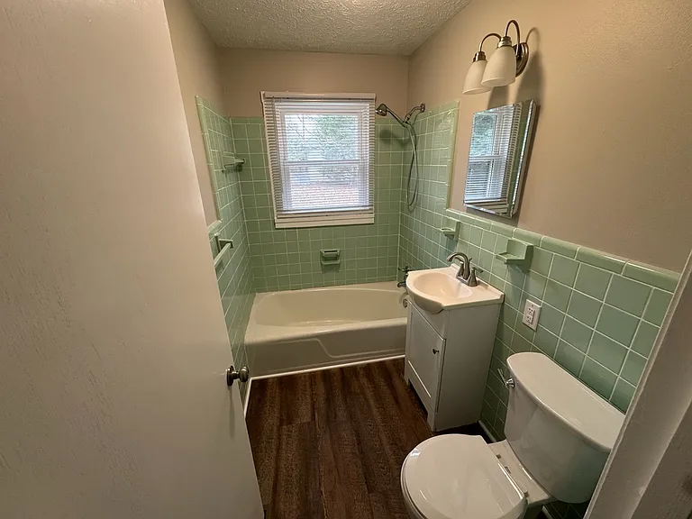 116 S Jackson St #116 — Photo 8