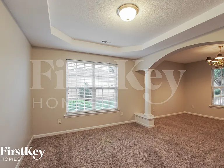 2038 Twilight Ln — Photo 9