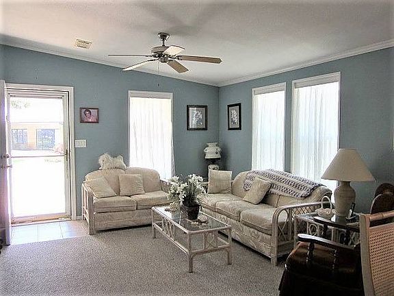 4th image of 179 Forest Dr #377