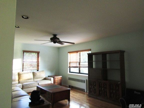 3rd image of 7357 217th St