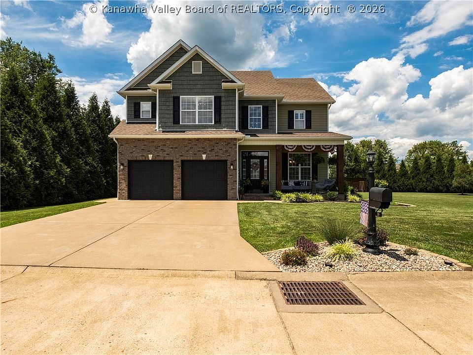 1st image of 43 Fieldstone Dr
