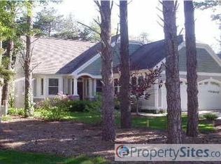2993 Overlook Smt SE, Grand Rapids, MI 49546