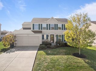 1271 Misty Lake Ln, Batavia, OH 45103