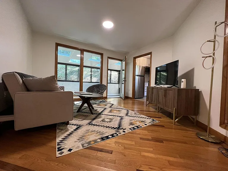 5729 Stoneway Trl — Photo 10