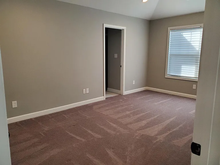 103 Seabiscuit Ct — Photo 12