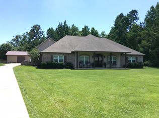 19 Laurel Grove Dr, Carriere, MS 39426