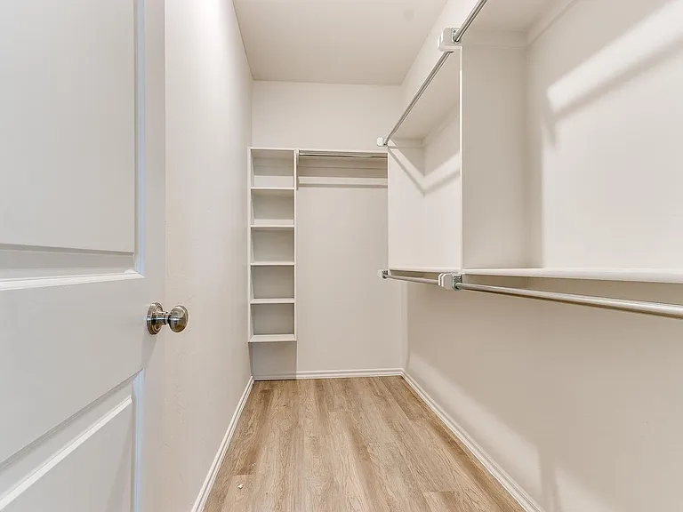 3801 Franks Way — Photo 28