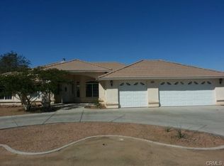 15878 Mission St, Hesperia, CA 92345