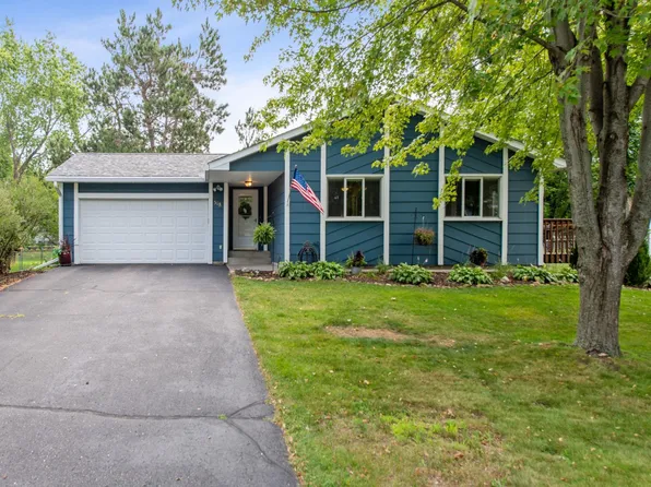518 Prairie Dr N, Hudson, WI 54016