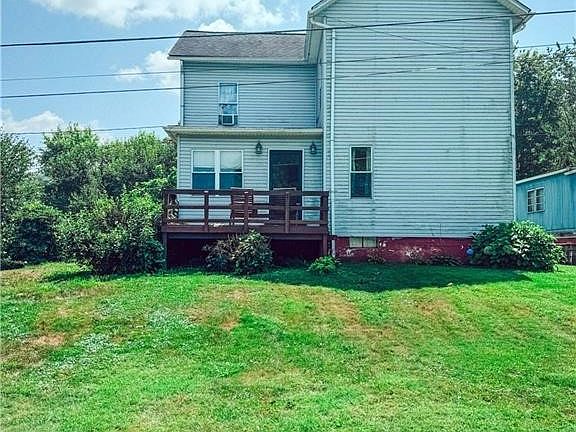 5th image of 122 3rd St