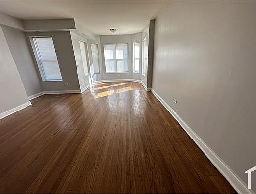 1st image of 4846 S Michigan Ave APT 1