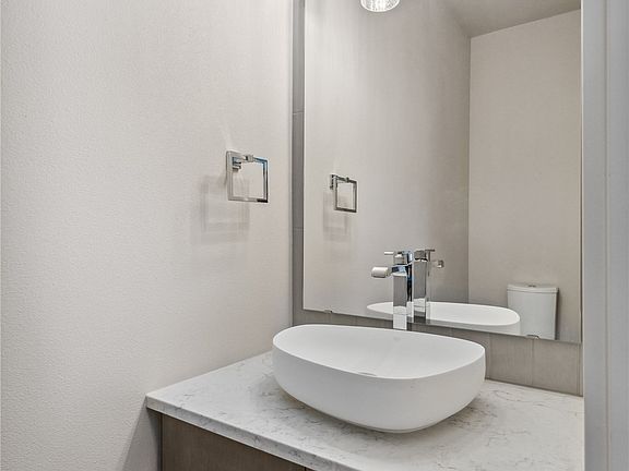 5th image of 12308 NE 107th Street