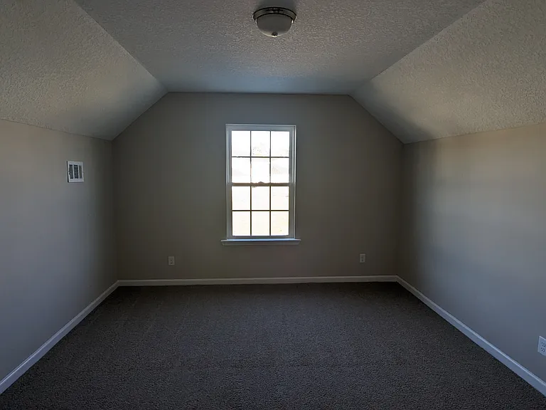 222 Courage Way — Photo 10