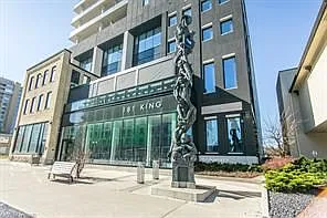 181 King St S #1010 — Photo 3