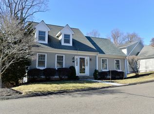 51 Easton Ct #51, Shelton, CT 06484