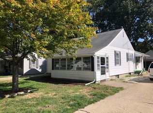 508 N James St, Champaign, IL 61821