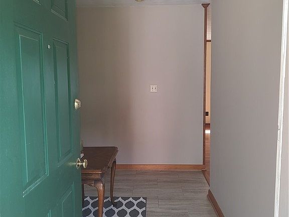 4th image of 22 Dinwiddie Way