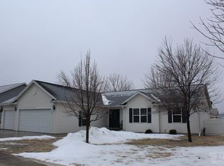 295 E Henschen St, Garner, IA 50438