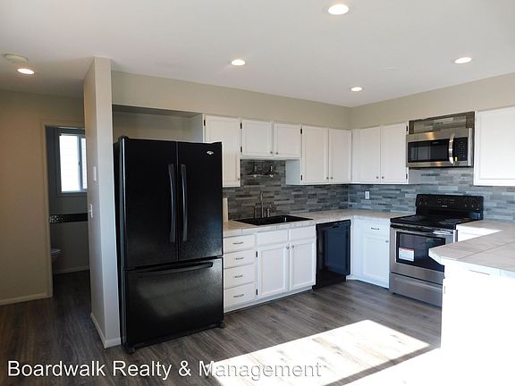 4th image of 4499 S Hertford Dr
