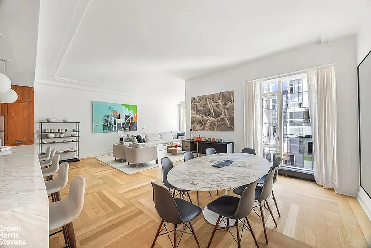1289 Lexington Ave APT 11D photo 1