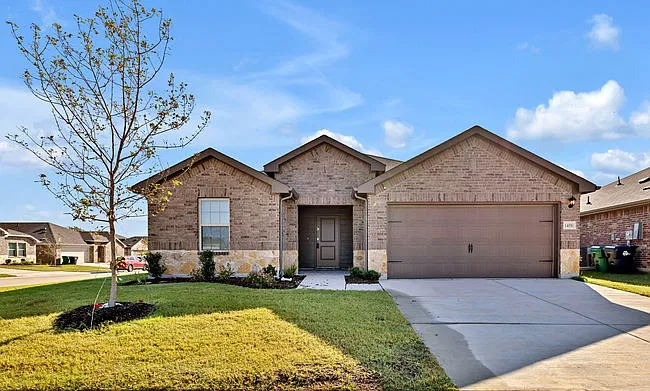 1450 Saddlehorn Dr