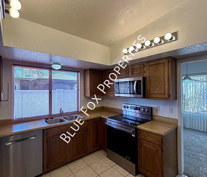 7551 E La Cienega Dr — Photo 7