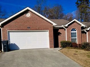 1223 Harbin Ridge Ln, Knoxville, TN 37909