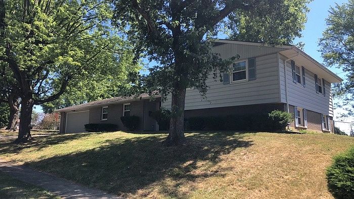 1st image of 6948 Michelle Pl