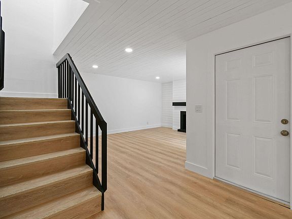 3rd image of 1585 Forest Lakes Circle #B