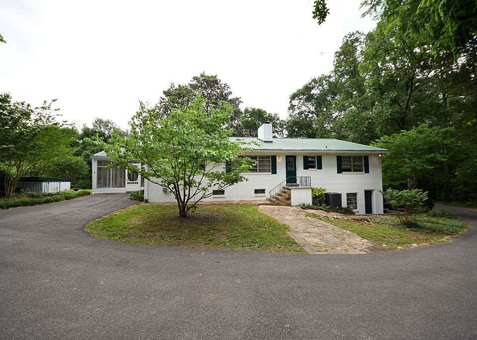 1st image of 243 Wilson Heights Cir NE