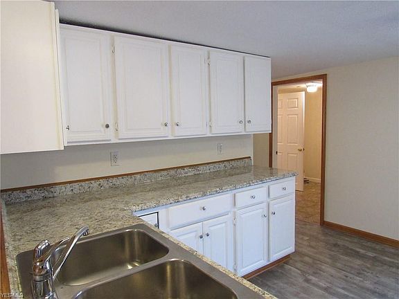 2nd image of 4047 Elyria Ave