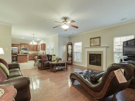 4th image of 6235 McMillan Creek Dr