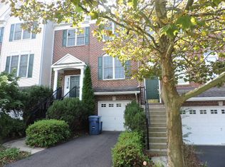 2404 Dorchester St W, Furlong, PA 18925