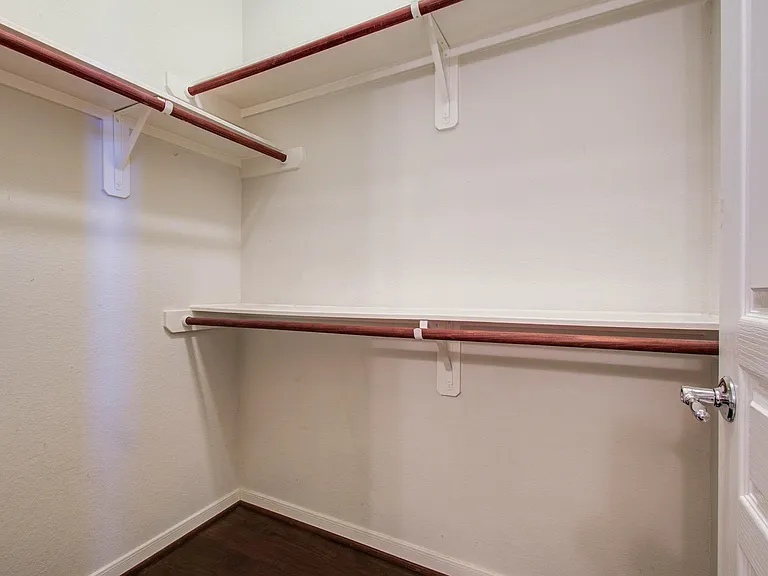 25314 Celtic Terrace Dr — Photo 29