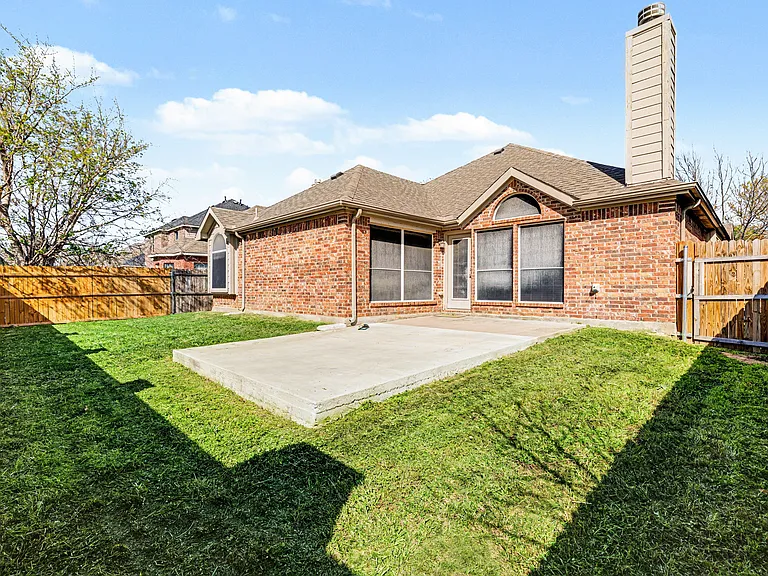11709 Wild Pear Ln — Photo 26